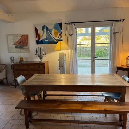 Feriehus Maison Spacieuse, Le Vieil, A 250m - 10 Pers. - Fr-1-823-170 *
