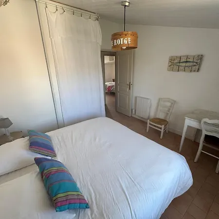 Feriehus Maison Spacieuse, Le Vieil, A 250m - 10 Pers. - Fr-1-823-170 *